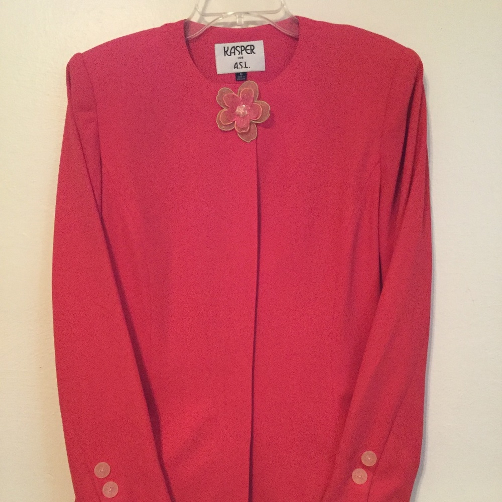 Kasper fully lined 2 piece suit