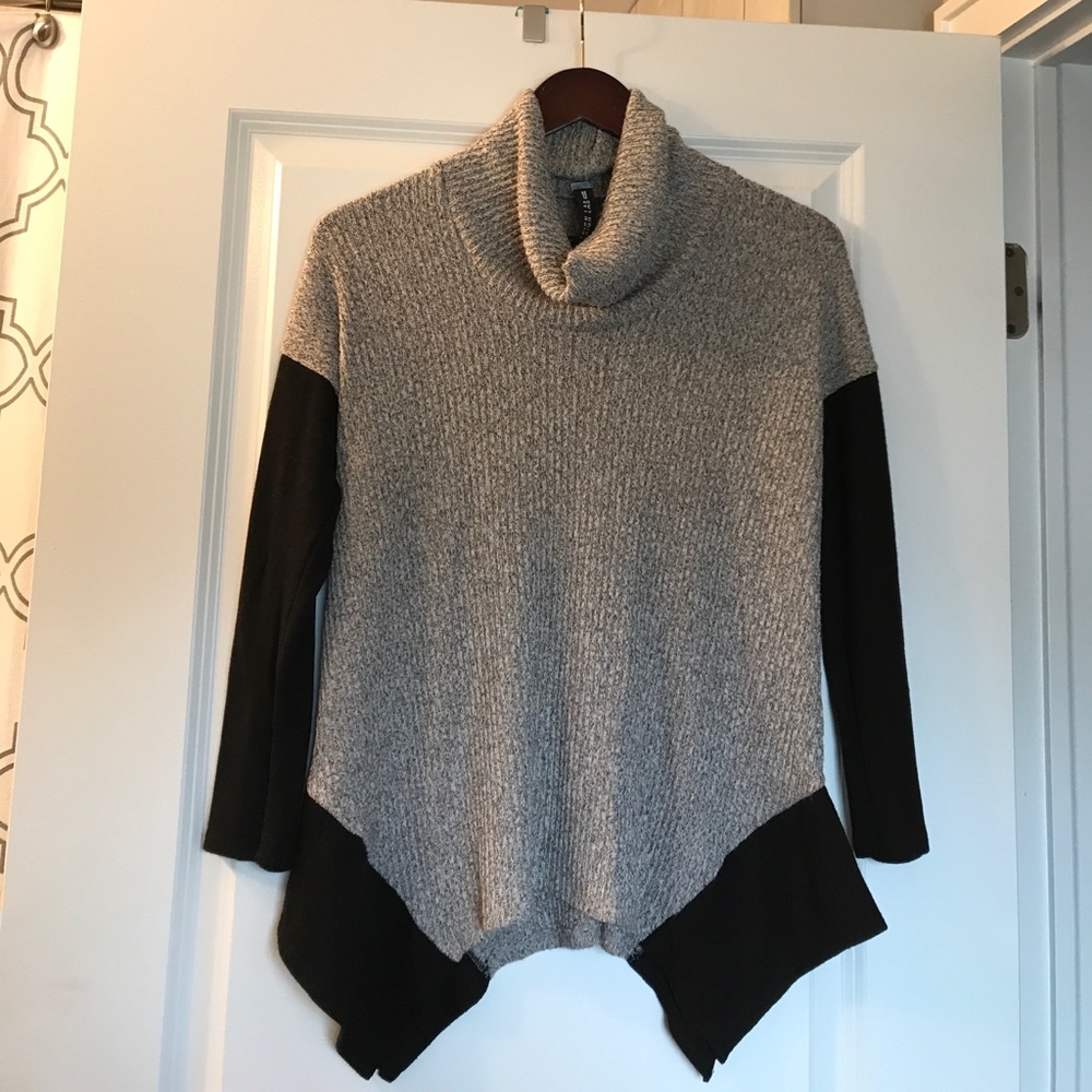 Black and gray turtle neck