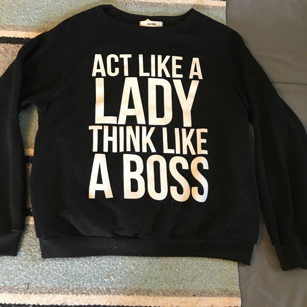 Light pullover sweatshirt