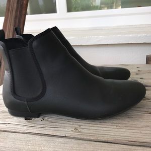 Fall black booties