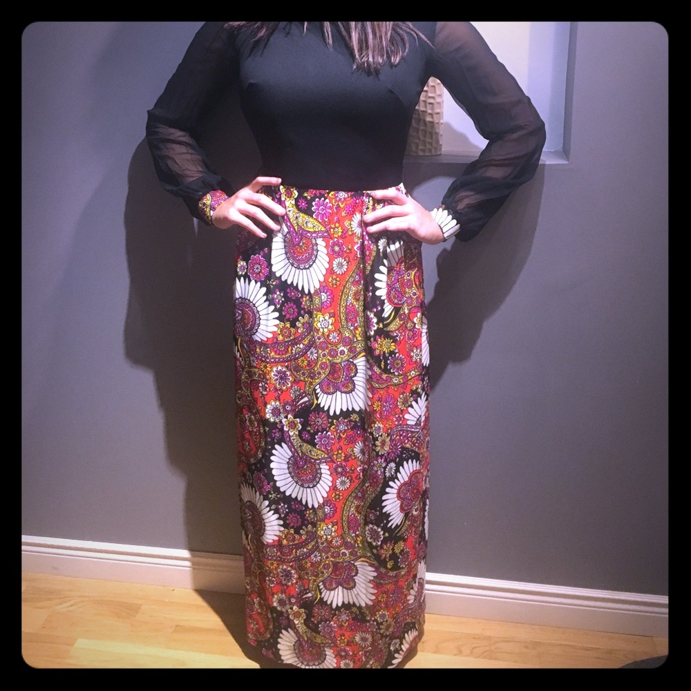 1970s vintage black dress