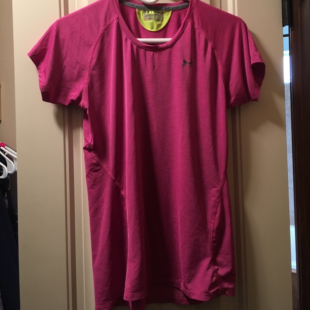 Under Armour short sleeved workout top
