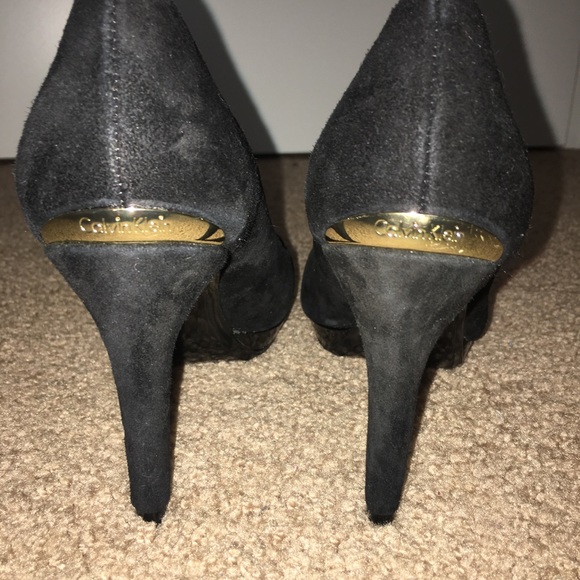 CALVIN KLEIN size 6.5 - Picture 2 of 5