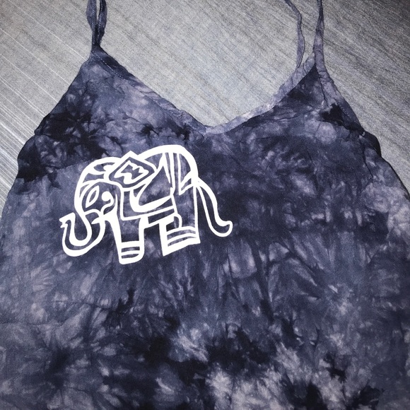 Tank top - Picture 2 of 3