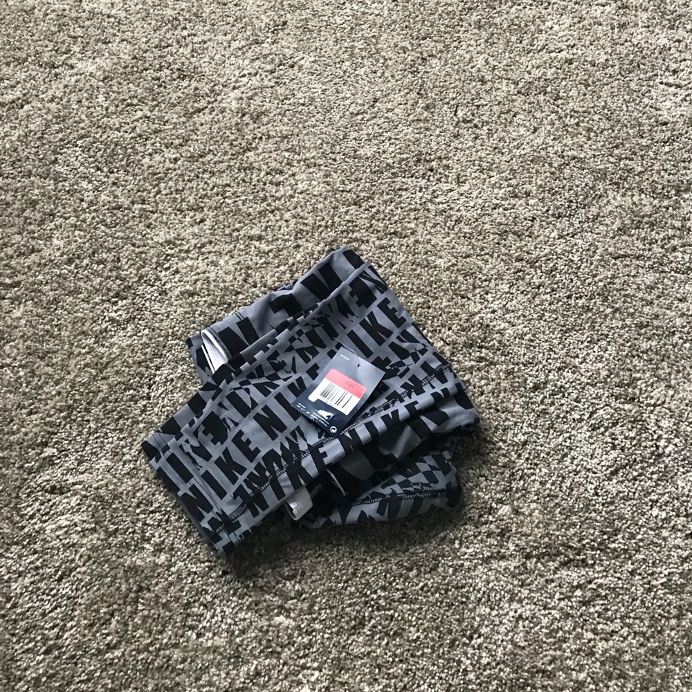 Nike leggings