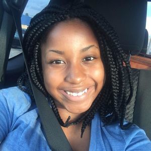 Meet your Posher, Kayla