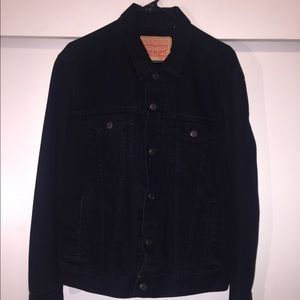 Black Levi’s jacket.