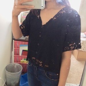 VINTAGE Black Short Uluwatu Lace V-Neck Top, S/M