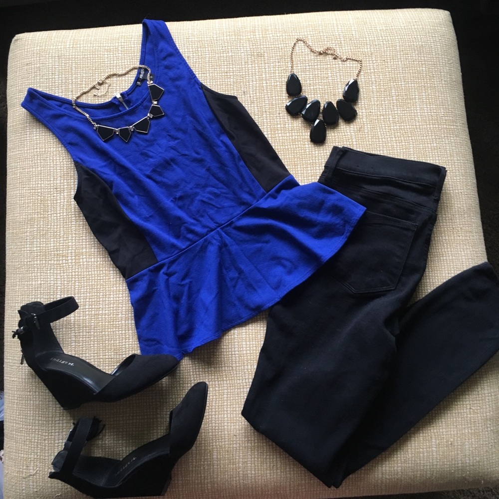 Express size M Medium Peplum Top Black Blue