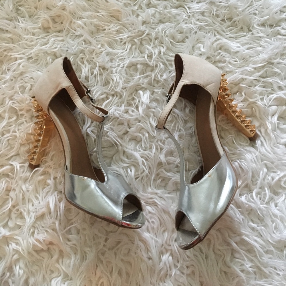 Heels perfect for the Holidays!!