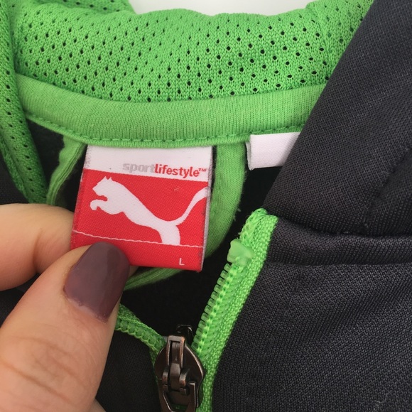Puma zip up - Picture 3 of 3