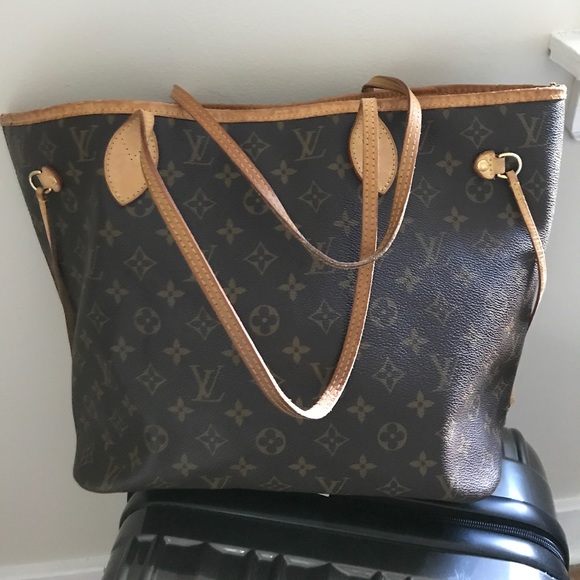 Louis Vuitton Handbags - Louis Vuitton Neverfull MM