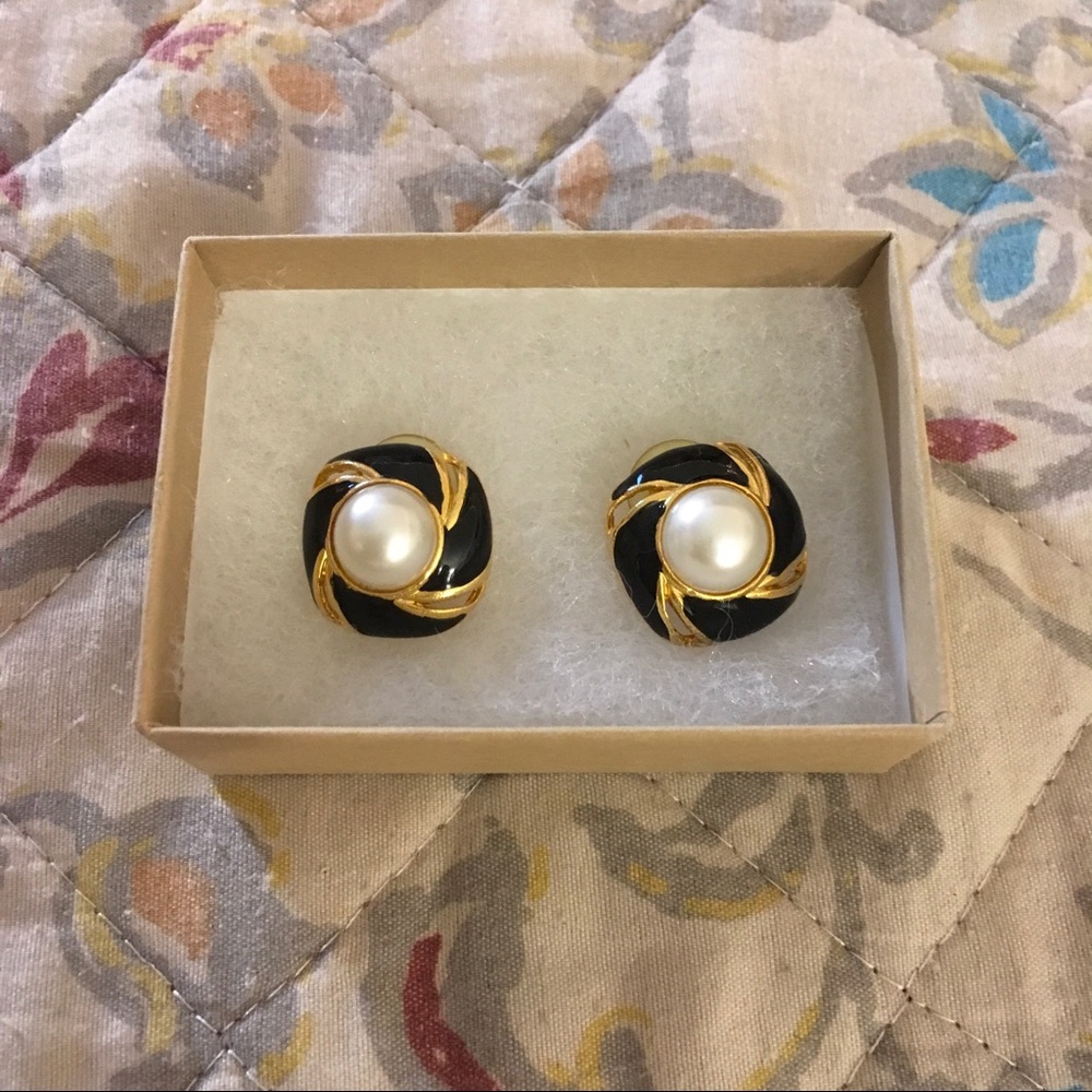 Vintage Stud Earrings