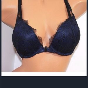 Victoria’s Secret Push-up/Pigeonnant Bra
