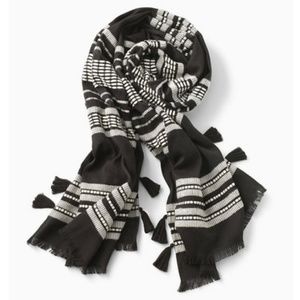 ❄ STELLA & DOT SCARF ❄