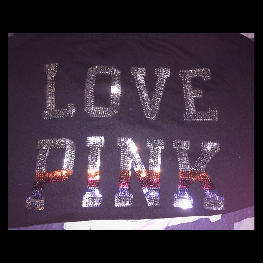T-shirt Victoria Secret 15$ only 24 hours💥💥💥💥