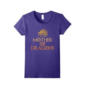 NWOT “Mother of Dragons” Game of Thrones T-Shirt