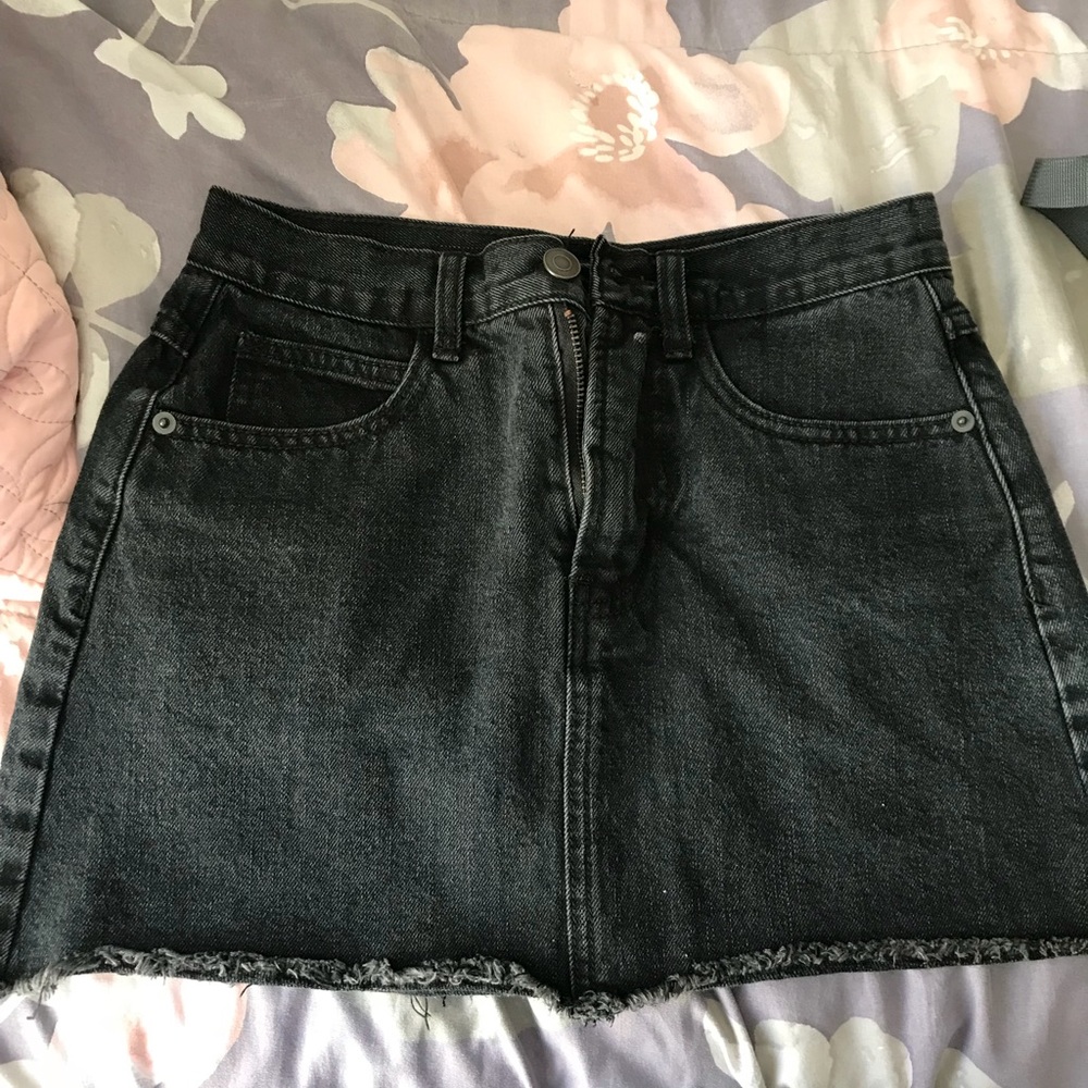 Brandy Melville skirt