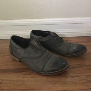 Grey oxfords