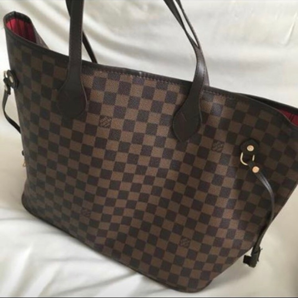 louis vuitton shoulder bag