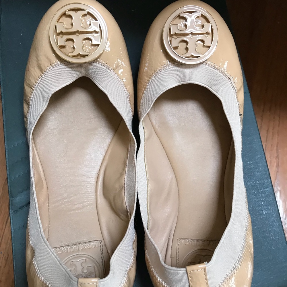Tory Burch cream beige Caroline Ballerina flats