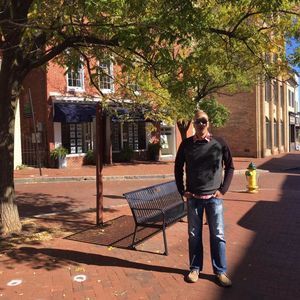 Meet your Posher, Hatem