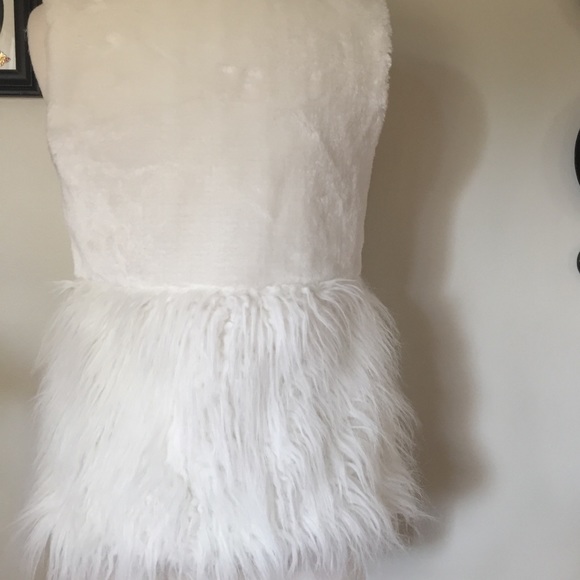 Fashionable & classy vest - Picture 5 of 5