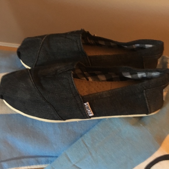 Navy Denim TOMS, Size 6 - Picture 2 of 3