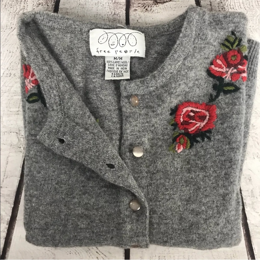 Free people 100% wool sweater, new without tag