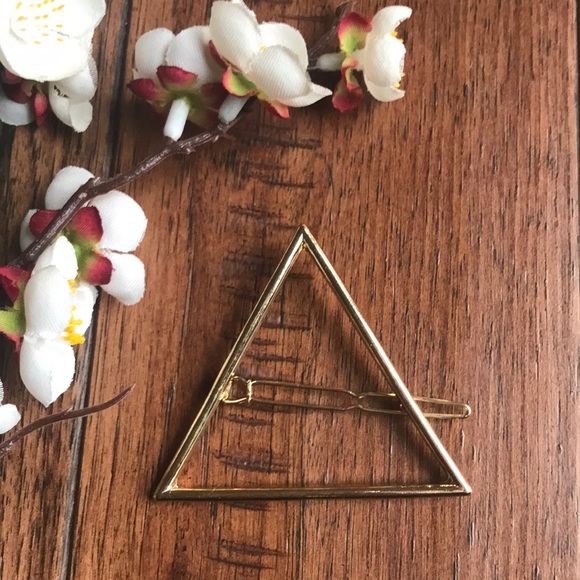 Boho Gold Triangle Hair Clip - Picture 2 of 2