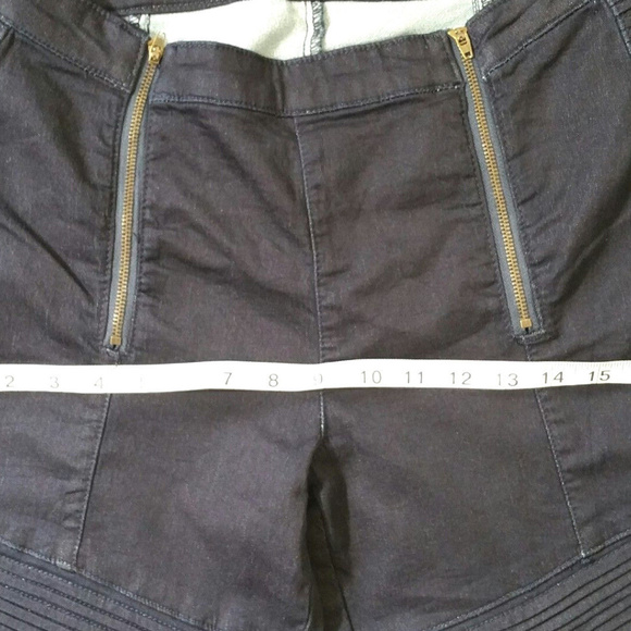 ***SOLD***Standards and Practices size 27 - Picture 3 of 7