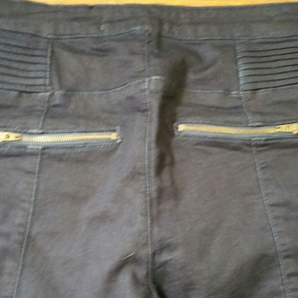 ***SOLD***Standards and Practices size 27 - Picture 7 of 7