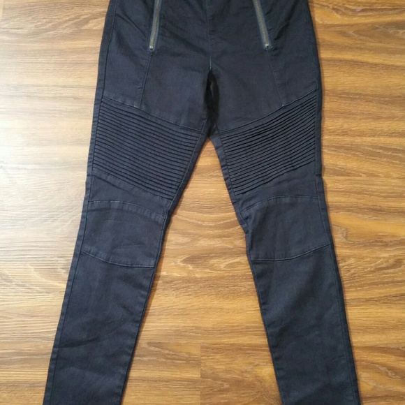 ***SOLD***Standards and Practices size 27 - Picture 5 of 7