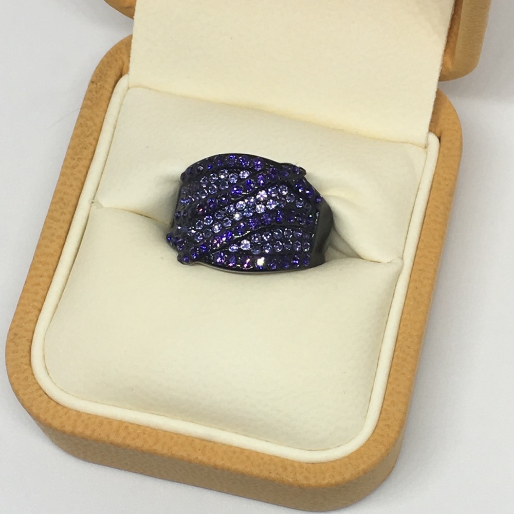 Purple rhinestone ring - Picture 5 of 5