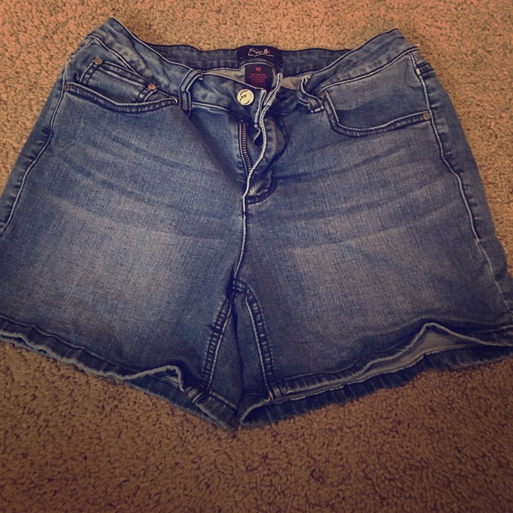 Women’s short