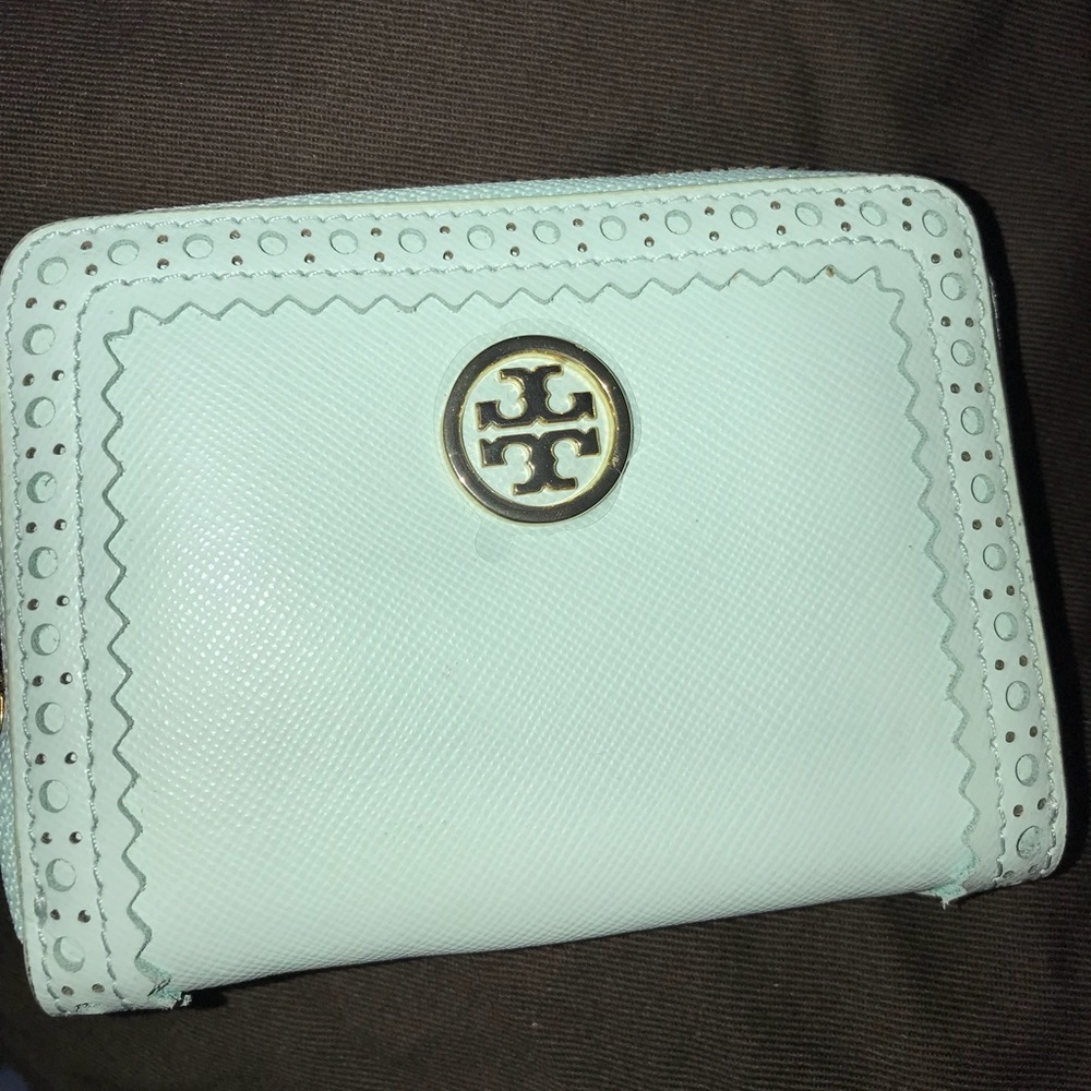 Authentic Tory Burch Robinson zip coin case