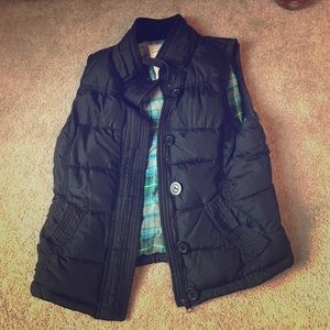 Aeropostale vest