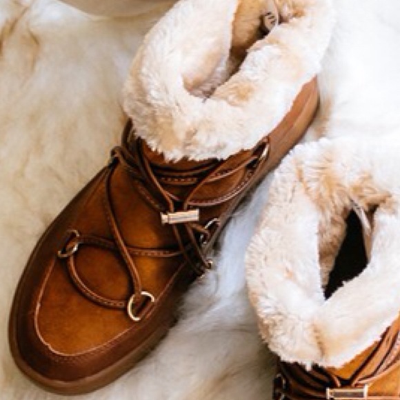 BACK IN STOCK! 🌸 Camel Eskimo Booties - Picture 4 of 5