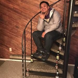 Meet your Posher, Jay