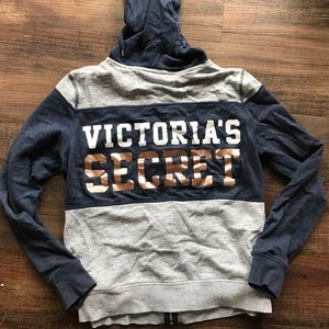 Small Victoria secret zip up