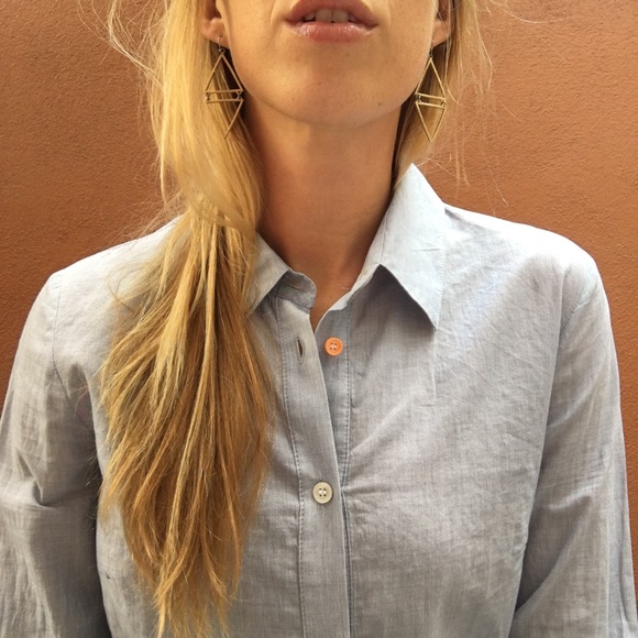 Elizabeth and James Button Down - Picture 2 of 8