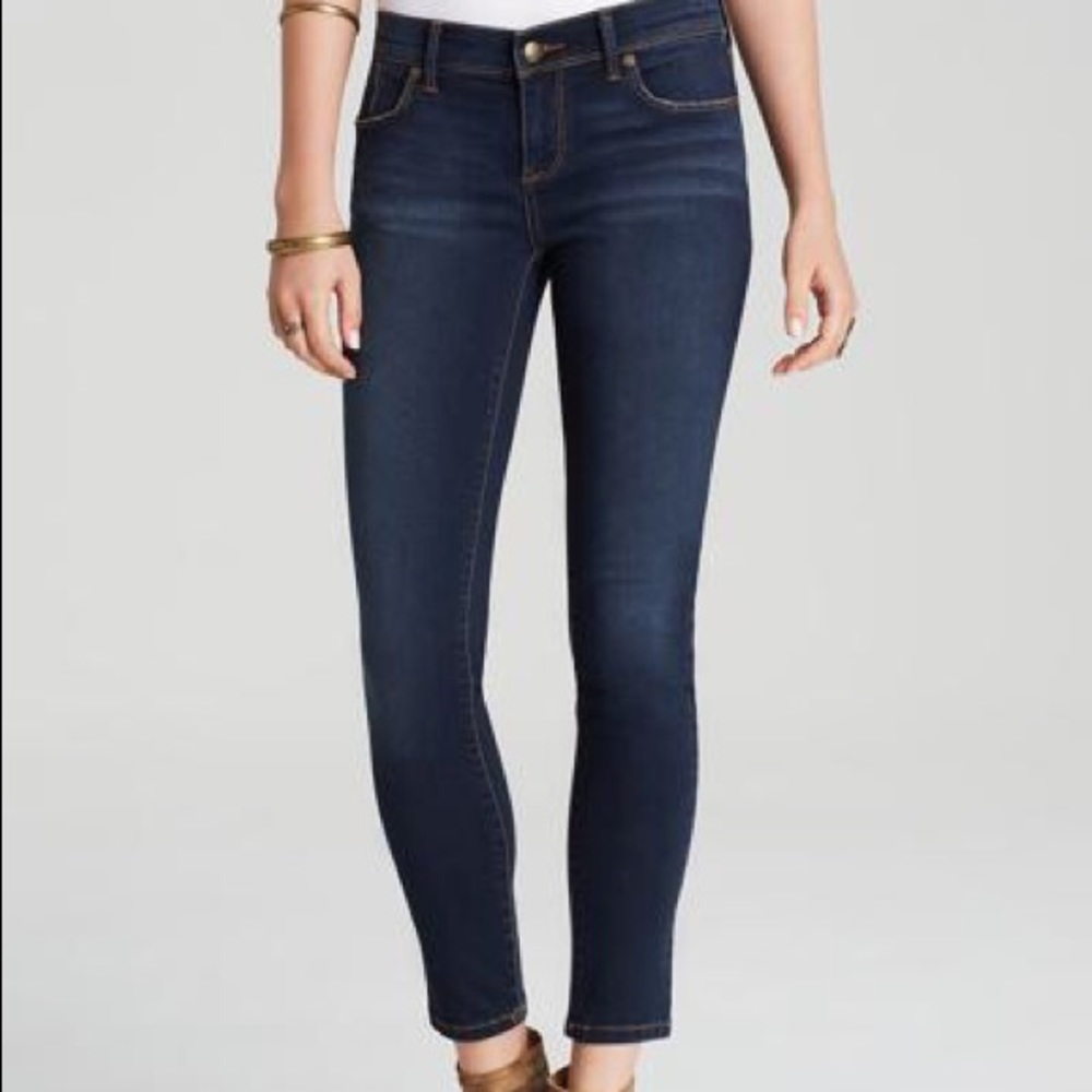 Free People Ella Wash Roller Crop Skinny Jeans