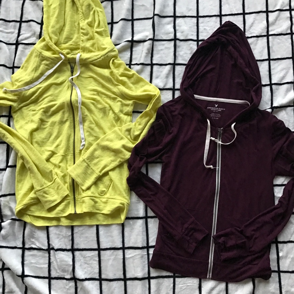 Two small American eagle zip ups