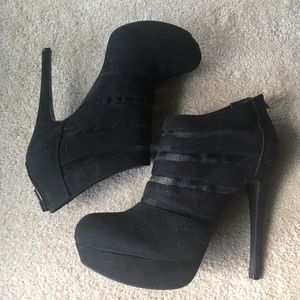 Platform suede and mesh high heel booties