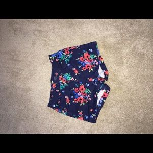 navy floral shorts