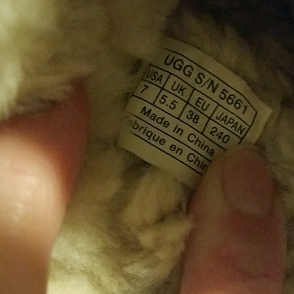 Slippers - Picture 4 of 4