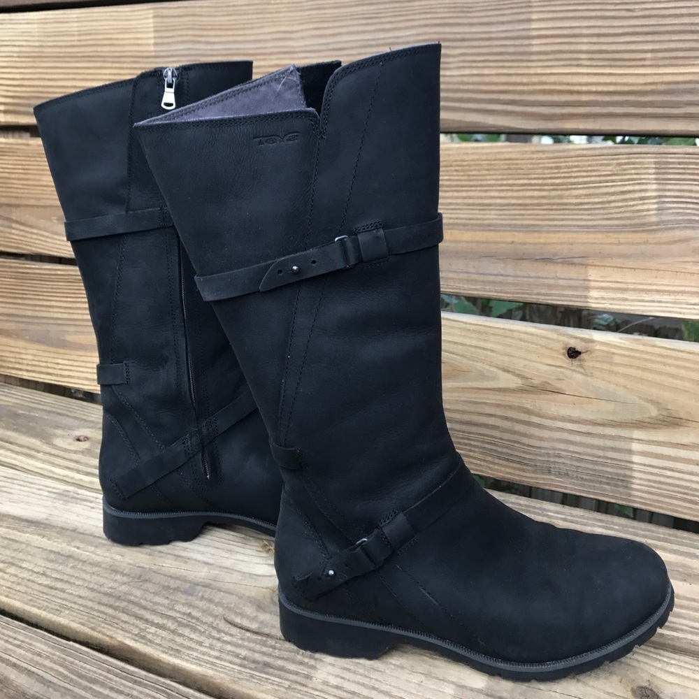 Teva De La Vina (Delvina) waterproof leather boot