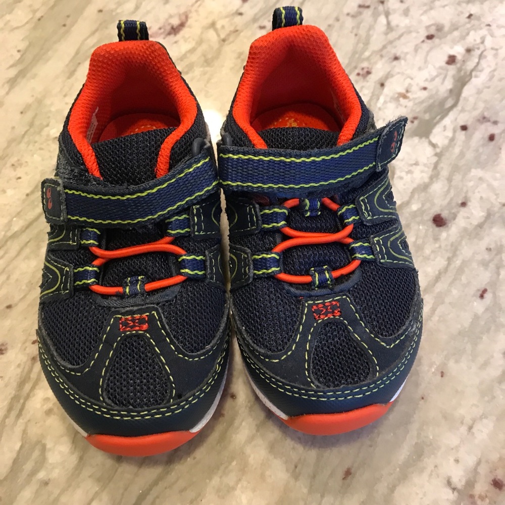 Striderite Little Boys shoes