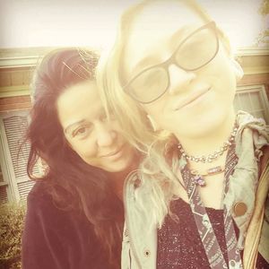 Meet your Posher, Dina