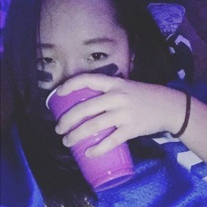 Meet your Posher, Mia